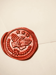 계약과 진심 , 그 사이 .