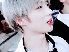 투모로우바이투게더