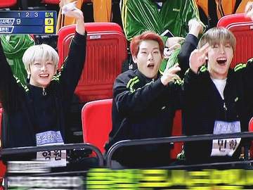 늑대들 사이 장미 한 송이 - 35