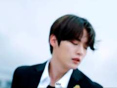 우리는 살아가야 해 上