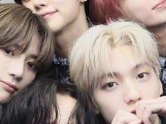 [남사친이 나오는 야한 꿈꾸고 다음날 학교에서/꿈에서 우리 뭐했는데?]