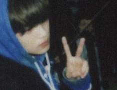 머리카락을 만지면 0.5