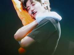 곤란한 상황이 있다면 당근을 흔들어주세요