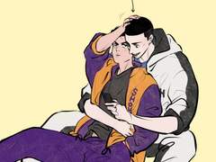 강아지들 쓰다듬는 태섭이