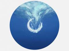 깊고 깊은 바다 아래로