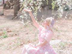 달콤한 꿀설기를 녹여 만든 것 같은, 설사탕필터