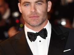 품으로 떨어진 9