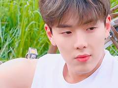 약간..홀릴뻔했다고 해야하나2