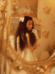 사랑을 연기한다고 믿었다