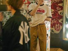 악몽은 언제나 창문을 넘어 온다