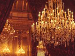 Ⲓⲧ ⲋⲗⲑⲉⲥ ⲗⲑⲕⲉ ⲁ ⲃⲩⲧⲧⲉⲣⲋⲗⲯ ⲁⲛⲇ ⲥⲧⲑⲛⲍⲥ ⲗⲑⲕⲉ ⲁ ⲃⲉⲉ