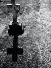 죽음은 언제나 기억을 앗아간다