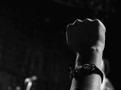 [혁명] 지금 널 찾아가고 있어 上