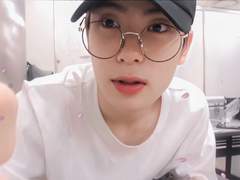 우리반 키티광 너드 정재현5