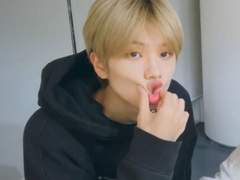 앞집에 최애가 사는데요? 10