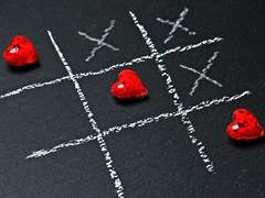 당신은 빛나지 않는 별과 달