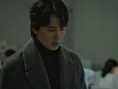 나사가 박힌 자리 17