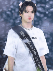 아니 자다 일어났는데 남친이 생겼다니까요??