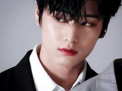 버려진 것들의 경애 上