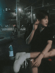 너 아니면 안 되는데