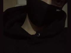 가랑비에 옷 젖는 줄 모른다