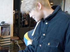 정략혼을 했는데 자신의 정략혼 상대는 신경쓰지 않고 자신의 여자친구만 신경써서 정략혼 상대의 가슴이 찢어지는게 보고 싶어