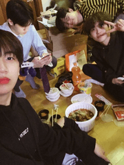 이곳에서 우리들은