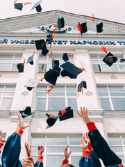 어른일까, 아닐까