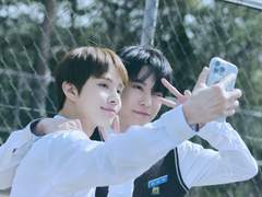 난 지금 너에게 도달하는 경주를 하고 있어 TALK 01