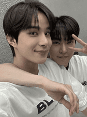 난 지금 너에게 도달하는 경주를 하고 있어 TALK