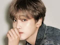 돈 뜯으려고 접근하는 이동혁 +