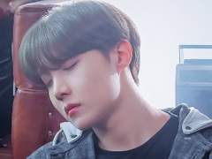 토끼한정 다정한 늑대