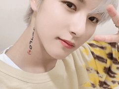 무뚝뚝 연하남 황인준과 연애하기 TALK 10