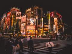 심장을 찰나의 순간에 흔드는 것