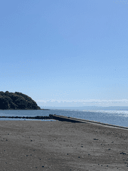 아주 작은 포구 위에서