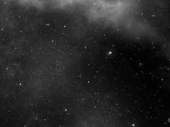 별을 담을 수 없는 두 눈은