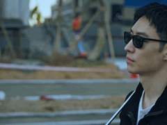 지금 여기서 행복할 것.