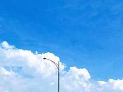 비행운과 외계인