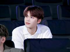 라디오: <Over The 문>