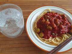 이태리식 '아무거나 넣어 만든' 요리. 푸타네스카 파스타