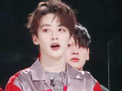 허뤄뤄 머리스타일 모음