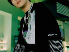 수인들, 그 사이 인간 한 명