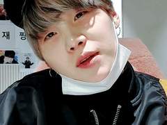 [민윤기]남자 사람 아니 사랑 친구