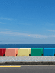 아침에는경찰 밤에는 조직간부입니다