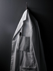 태풍과 번개, 그리고 나그네