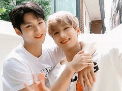 애'수'(愛手) : 哀愁 04