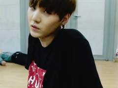 [민윤기]남자 사람 아니 사랑 친구