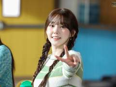 [케플러 ZIP +] Kep1er The 3rd Mini Album 'TROUBLESHOOTER' M/V Photo