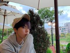 지여주 남친은 카멜레온?