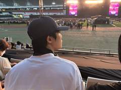 뒷통수 조심해 💚